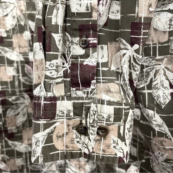 Roundtree & Yorke Leaf Print Geometric Long Sleeve Button Down Shirt - Large - Picture 5 of 9